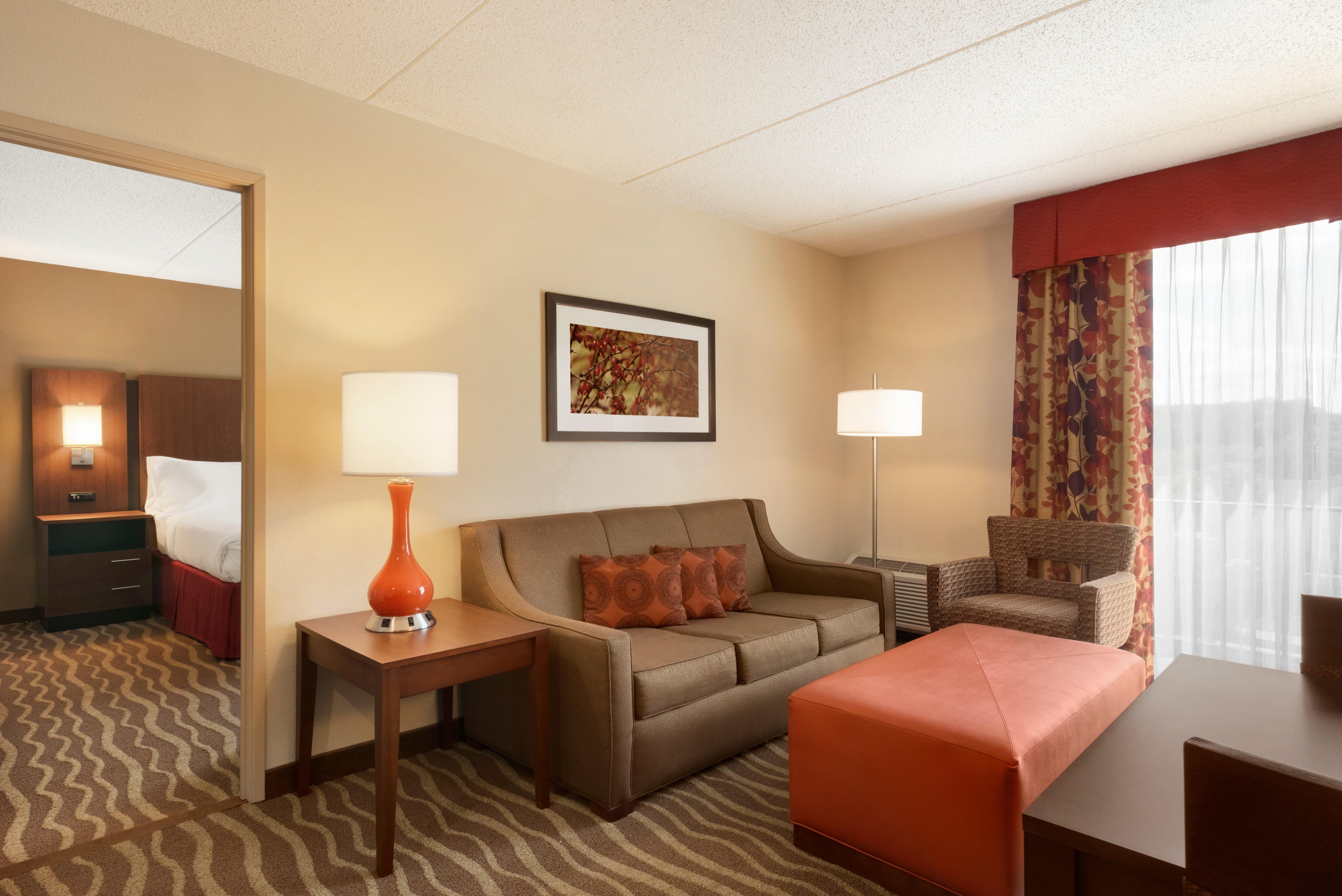 Holiday Inn Hotel & Suites Des Moines-Northwest By Ihg Urbandale Екстериор снимка