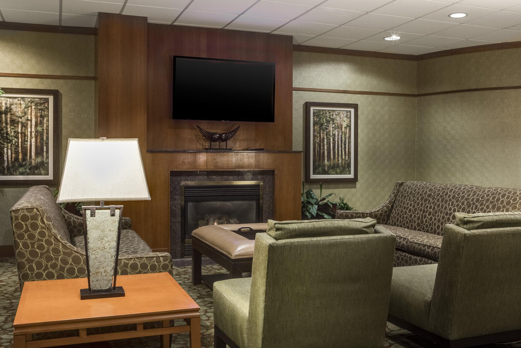 Holiday Inn Hotel & Suites Des Moines-Northwest By Ihg Urbandale Екстериор снимка