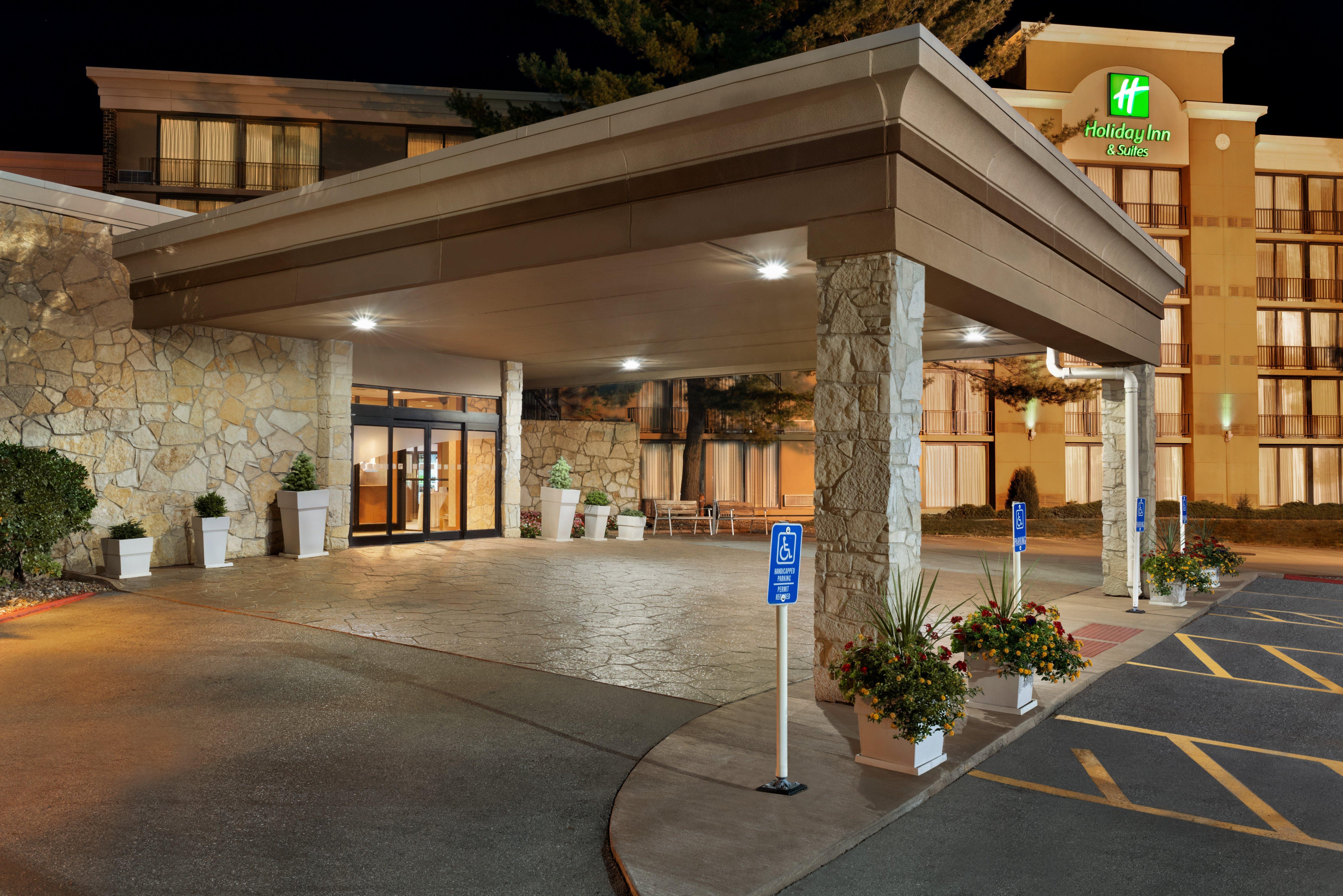 Holiday Inn Hotel & Suites Des Moines-Northwest By Ihg Urbandale Екстериор снимка
