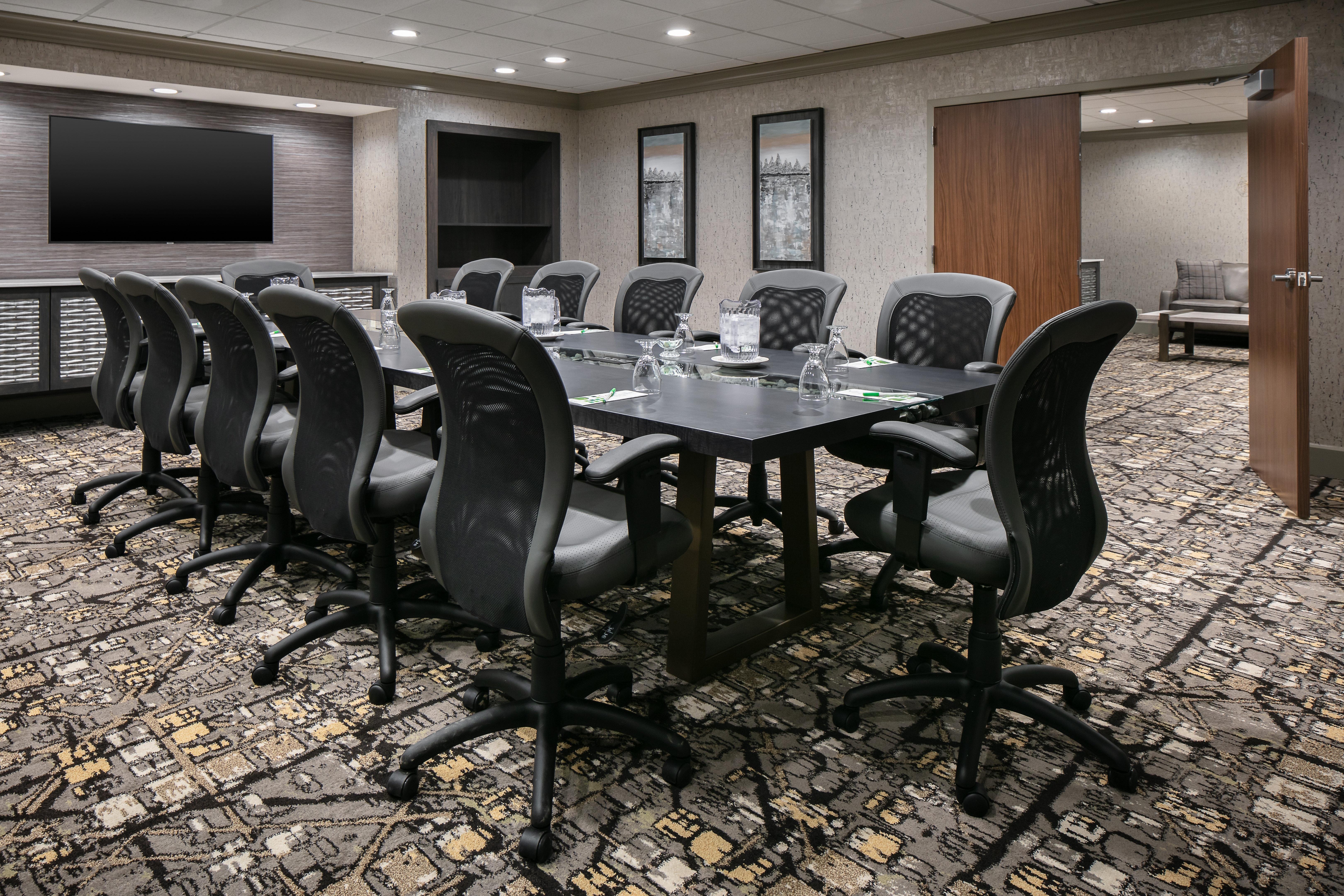 Holiday Inn Hotel & Suites Des Moines-Northwest By Ihg Urbandale Екстериор снимка