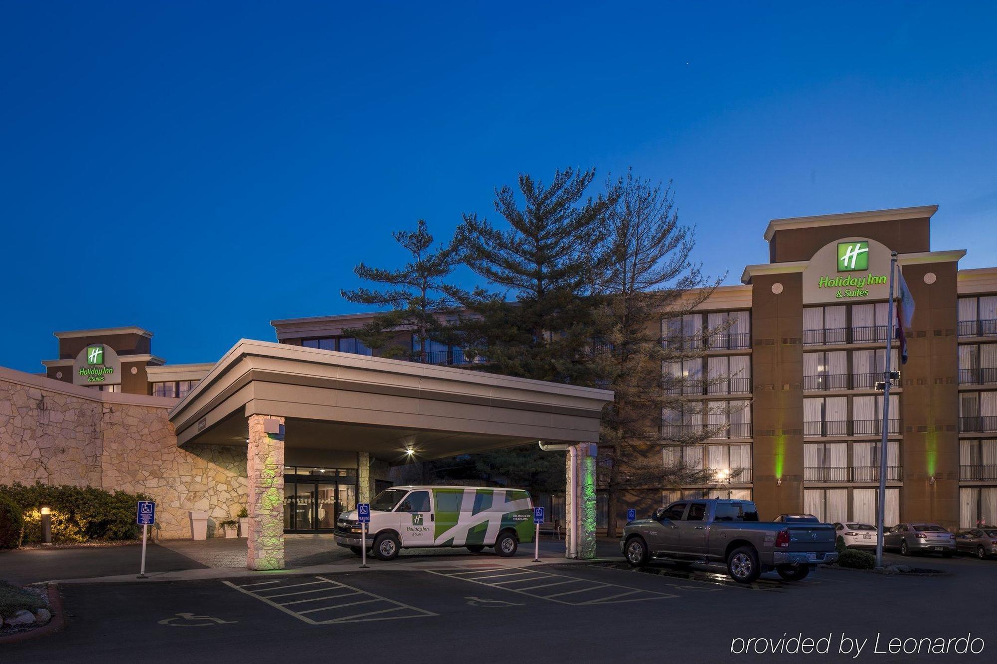 Holiday Inn Hotel & Suites Des Moines-Northwest By Ihg Urbandale Екстериор снимка